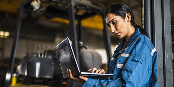 Estes’ New Data Strategy Puts Real-Time Data At Customers’ Fingertips
